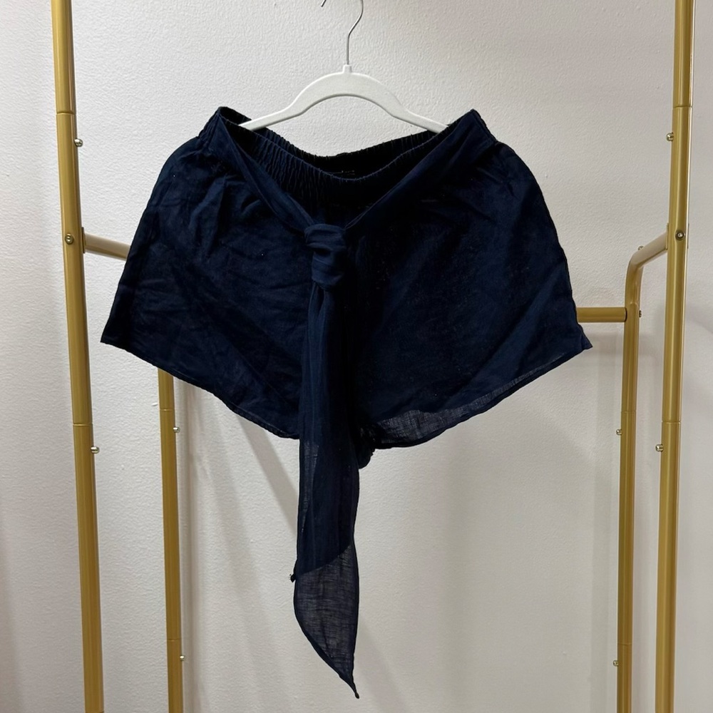 Blue linen short